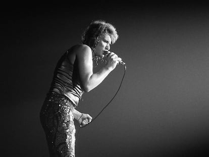 Johnny Hallyday, en un concierto de 1971 en Par&iacute;s.