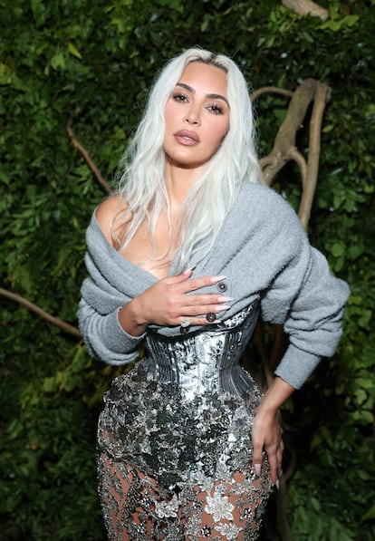 Kim Kardashian maquillada por Dedivanovic en la última Gala Met.