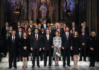 Foto de familia de los Reyes, los Príncipes de Asturias y los mandatarios presentes en Cádiz.