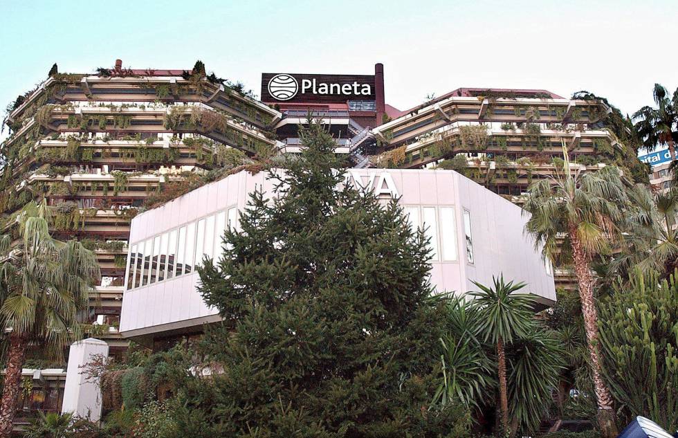 Amancio Ortega cierra la compra de la sede de Planeta en Barcelona por 250 millones