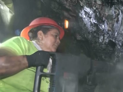 Trabajadora minera en Coscuez, Boyaca el 28 de febrero 2024.