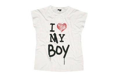 La camiseta con el mensaje «I love my boy» (12,99 euros) fue viral antes de que existiera Instagram.