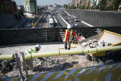 Inici de les obres de la Meridiana al pont de Sarajevo.