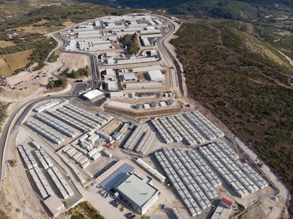 Imagen tomada desde un dron del campo de refugiados de Samos, en Grecia, inaugurado en 2021 con financiación de la UE.