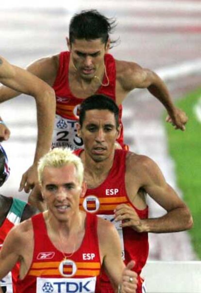 Blanco, Berlanas y Penti, alineados en un momento de la carrera.