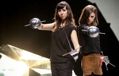 Las actrices Carmen Ruíz y Macarena Gómez.