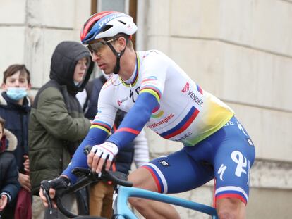 Peter Sagan en su última carrera, el Circuito de La Sarthe.