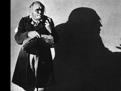 Una secuencia de la película 'El Gabinete del Doctor Caligari', inspirada en los relatos de E.T.A. Hoffmann.