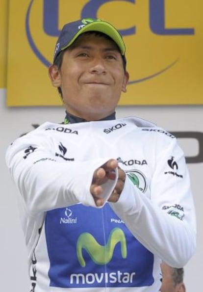 Nairo Quinta, en el podio con el maillot blanco.