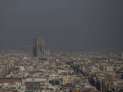 Barcelona el gener del 2020, en ple episodi de contaminació.