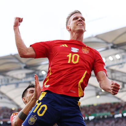 STUTTGART, GERMANY - JULY 05: Dani Olmo of Spain celebrates scoring his team's first goal during the UEFA EURO 2024 quarter-final match between Spain and Germany at Stuttgart Arena on July 05, 2024 in Stuttgart, Germany. (Photo by Alex Livesey/Getty Images)