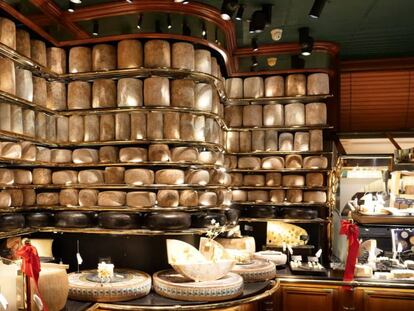 Alguns dels formatges de l'assortiment de Les Grands Buffets.