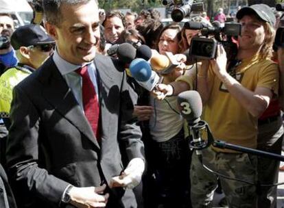 El secretario general del PP valenciano, a su llegada al tribunal