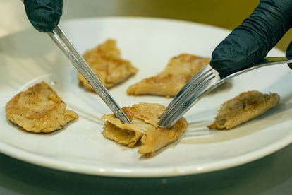 Uno de los productos de carne vegetal, en este caso imita al pollo, que venden en Heura. 