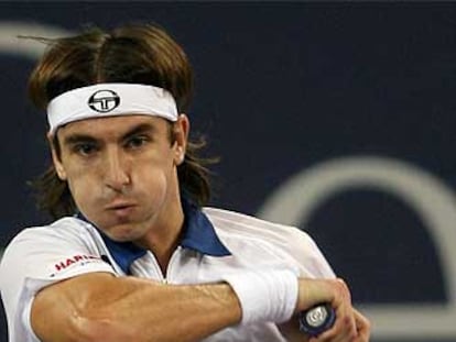 Tommy Robredo, en un  revés.