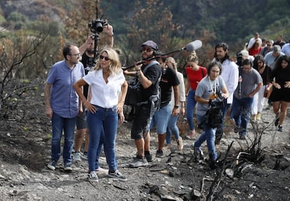 La vicepresidenta Díaz visita esta mañana el terreno quemado de Folgoso do Courel. Pedro Agrelo.