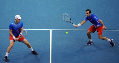 La pareja checa, Berdych-Stepanek, en el encuentro ante Serbia