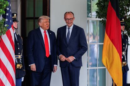 Donald Trump, presidente de Estados Unidos, y Friedrich Merz, canciller alemán, en la Casa Blanca, el 5 de junio.