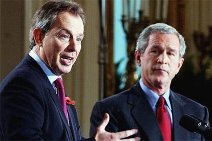 Tony Blair (izquierda) y George W. Bush, ayer durante la conferencia de prensa conjunta en la Casa Blanca.