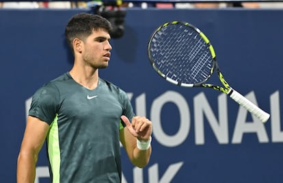 Carlos Alcaraz (ESP) flips his racket after losing a point against Tommy Paul (USA) during quarter finals play at Sobeys Stadium.