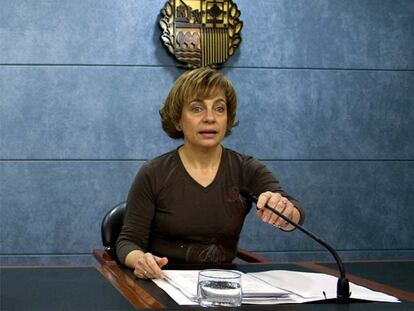 La consejera de Cultura y portavoz del tripartito, Miren Azkarate, en su rueda de prensa tras el Consejo de Gobierno.
