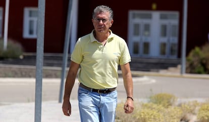El exconsejero madrileño Francisco Granados abandona la cárcel de Estremera (Madrid).