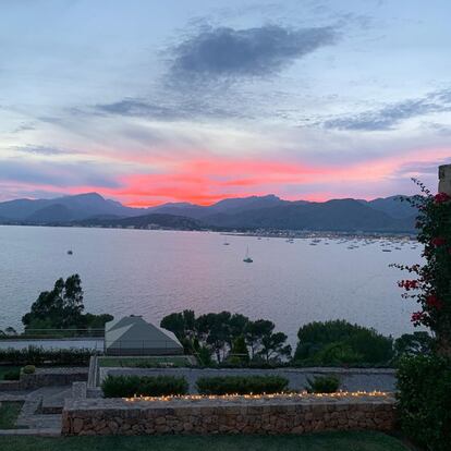 Con esta imagen del atardecer desde Sa Fortalesa, en Mallorca, Rafa Nadal avisó el viernes por la tarde a sus más de ocho millones de seguidores en Instagram de que ya estaba en la isla con todo preparado para su boda este sábado con Mery Perelló.