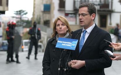 Antonio Basagoiti y Arantza Quiroga en las elecciones de 2009