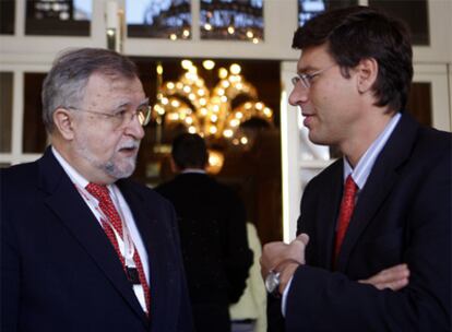 Gabriel Hortobagy y Antonio González Martín, expertos en cáncer de mama de las clínicas MD Anderson.