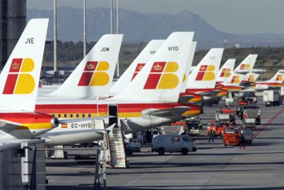 Aviones de Iberia en el aeropuerto de Madrid-Barajas.