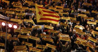 Concentracion en Sant Vicens dels Horts en apoyo de los independentistas presos.