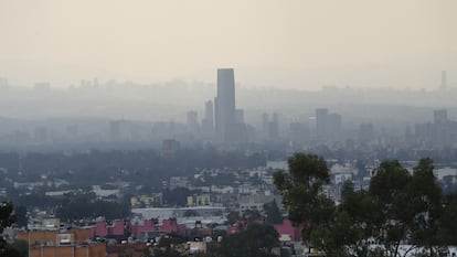 La Ciudad de México muestra altos índices de contaminación del aire, el 4 de mayo de 2024.