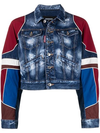 Esta cazadora mitad chaqueta motera, mitad vaquera es el híbrido perfecto para mantenerte fiel a dos estilos sin morir en el intento. Es de la nueva colección de Dsquared2 y tiene un precio de 1.050€.