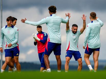 El último entrenamiento de la selección española en Donaueschingen antes de la final del domingo.