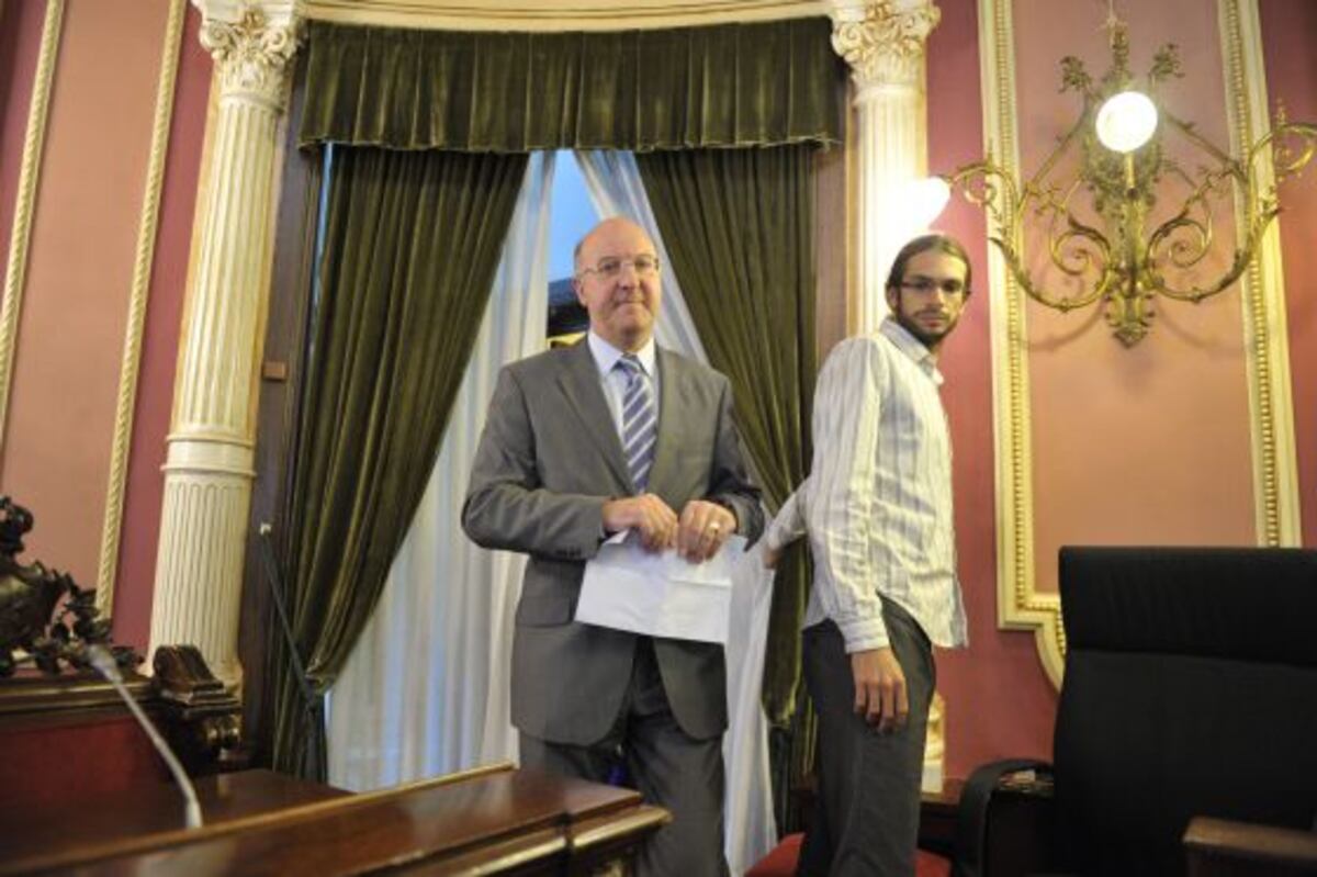 El PSOE de Ourense vuelve a dividirse por la elección del nuevo alcalde ...