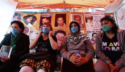 Mothers whose daughters have disappeared hold a hunger strike early this month to demand the government search for their loved ones.