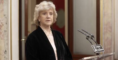 La Defensora del Pueblo, Soledad Becerril, en el Congreso de los Diputados