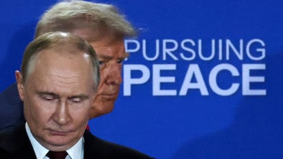 Putin y Trump, en su conferencia de prensa conjunta en la cumbre de Anchorage, el pasado día 15.