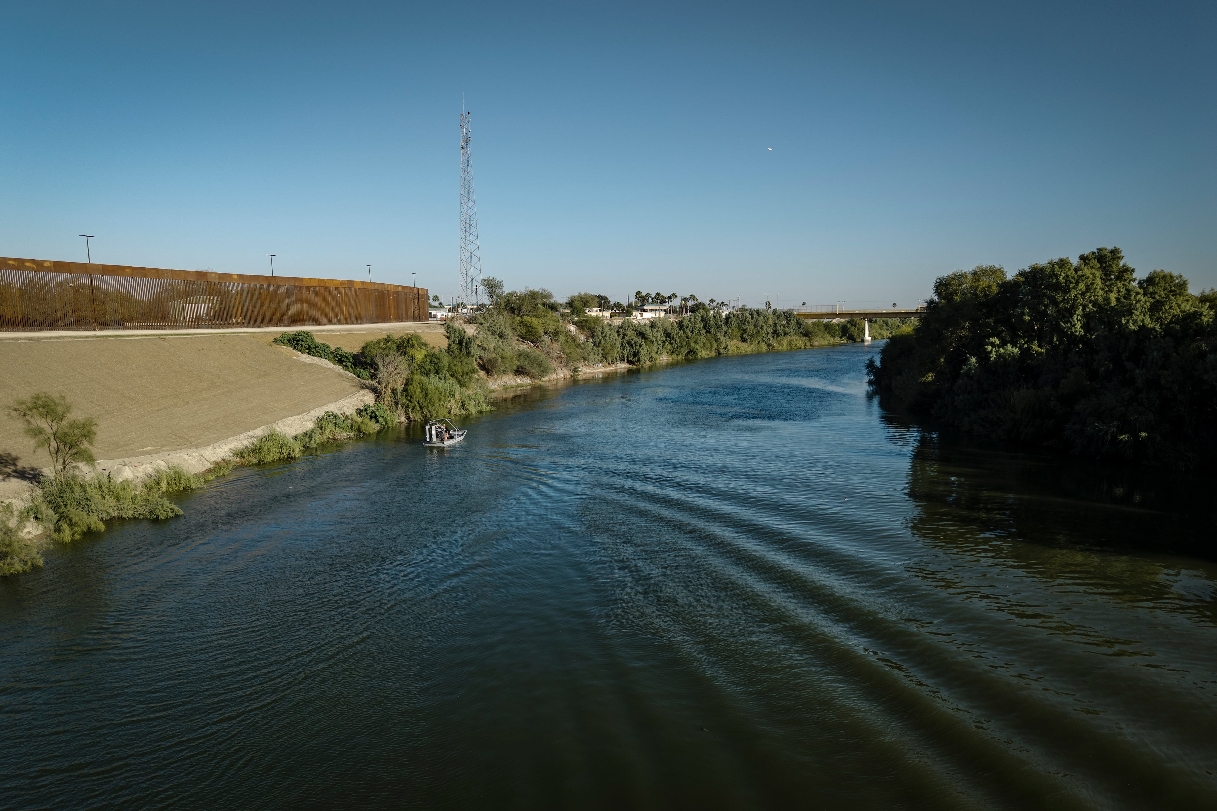 El muro fronterizo de Trump en el río Grande amenaza el agua de millones de personas: “No es cuestión de si va a fallar, sino de cuándo”