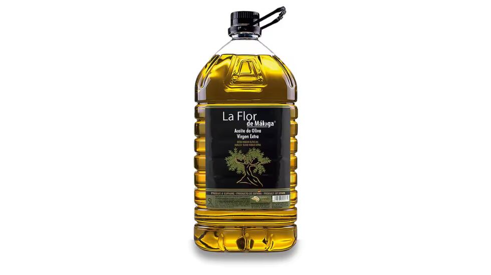 El aceite de oliva viene en presentación de 5 l.