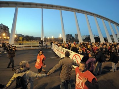 Manifestación contra los recortes del Consell en Valencia.