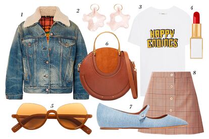 Si prefieres quedar con las amigas...
1. Gucci Cazadora vaquera con borrego en el cuello 2. Julieta Álvarez Pendientes de cerámica 'Molluscum' 3. Ganni Camiseta con mensaje 4. Tom Ford Labial 'Boys and girls' 5. Kaleos Gafas de sol 'Lund' 6. Chloé Bolso circular 'Pixie' 7. Tabitha Simmons Bailarinas Vaqueras 8. Paul & Joe Falda de cuadros.