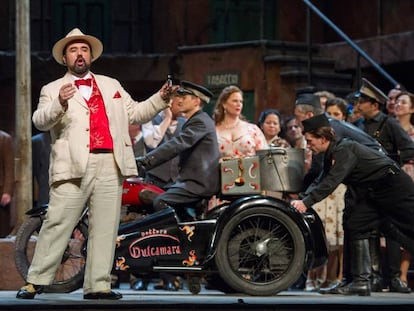 Un momento del montaje de Gas para el &#039;L&rsquo;elisir d&rsquo;amore&#039;. 