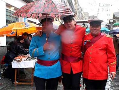 La lluvia impidió el carrusel de coros en el Carnaval de Cádiz