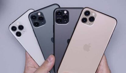 iPhone trasera en mano