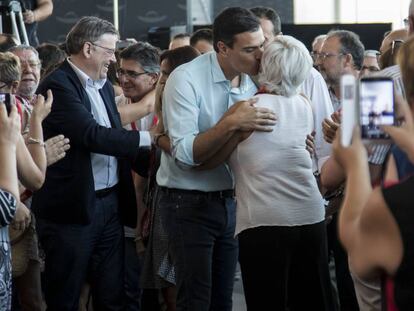 El presidente de la Generalitat, Ximo Puig, y el secretario general del PSOE, Pedro S&aacute;nchez. 