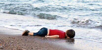 Foto de Aylan Kurdi, el 2 de setembre de 2015.