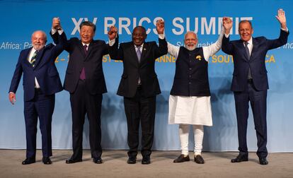 BRICS 15th Summit kicks off in Johannesburg, South Africa. From left, President Luiz Inacio Lula da Silva (Brazil); President Xi Jinping (China); President Cyril Ramaphosa (South Africa), Prime Minister Narendra Modi (India); and Foreign Minister Sergei Lavrov (Russia); August 23, 2023. 