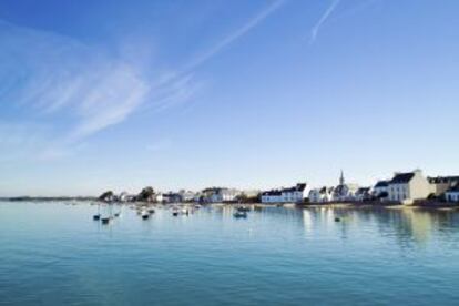 Île Tudy, en la costa de Bretaña, cerca de Quimper (Francia).