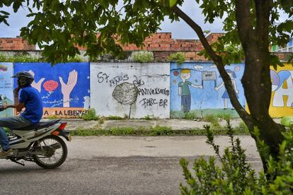 Inscripción callejera en Arauca, Colombia